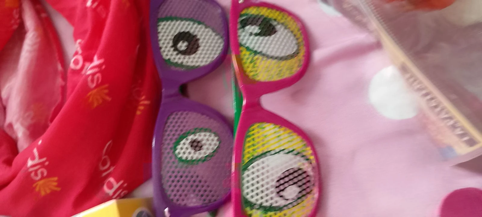 Diverse kinderspeeltjes en gadgets – photo 16